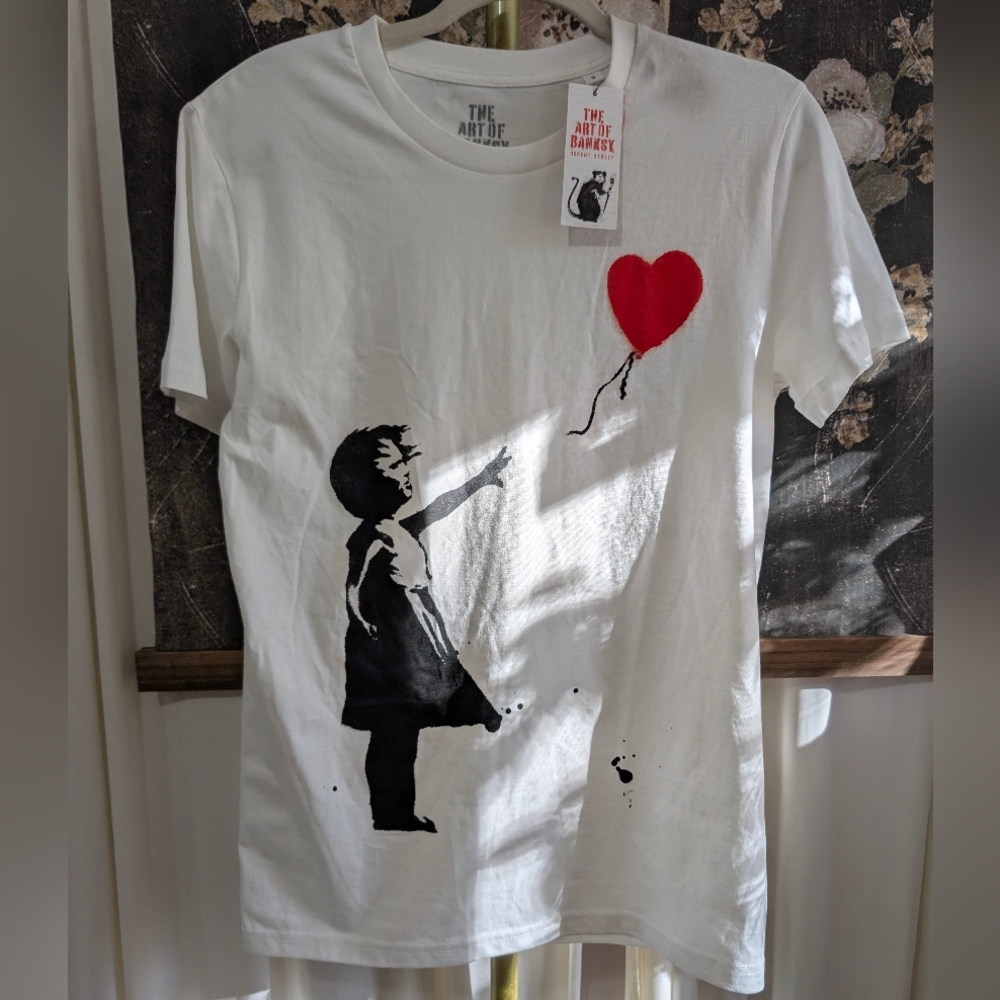 The Art Of Banksy Exhibition Regent Street London Organic Cotton Tee Size Small